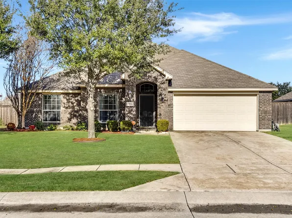 221 Wolf Dr, Forney, TX 75126