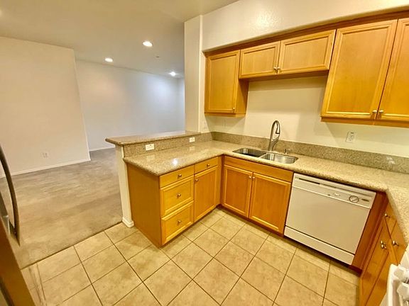 2nd image of 5416 Zeil Pl