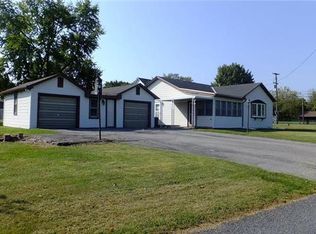 7475 Arrowhead Rd, Bath, PA 18014