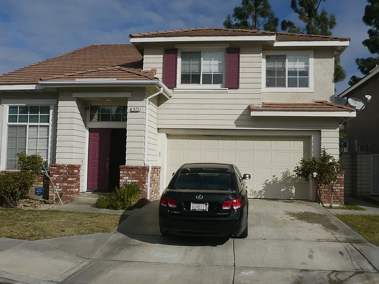 1825 Nixon Ave — Photo 3