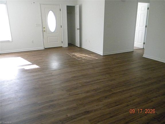 3rd image of 170 Payne Rd