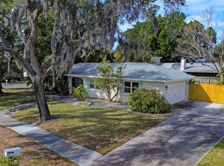 756 Hillcrest Dr, Bradenton, FL 34209