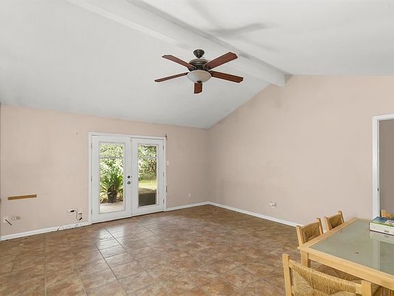 3rd image of 334 Skywood Dr