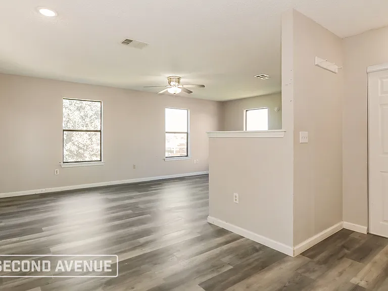 622 Martingale Dr — Photo 12