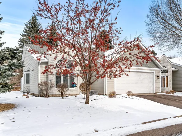 807 Southcross Dr E, Burnsville, MN 55306