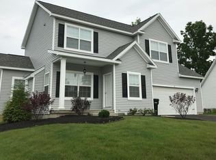 13 Autumn Ln, Troy, NY 12182
