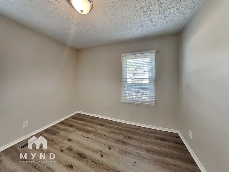 6649 Meadowlark Dr — Photo 12