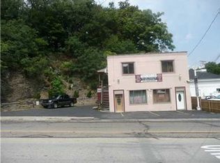 710 Center Ave, West View, PA 15229
