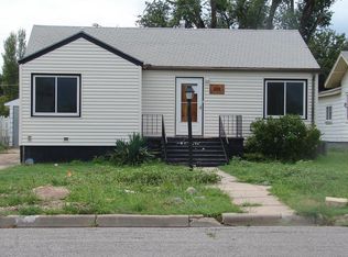 209 N Cedar St, Meade, KS 67864