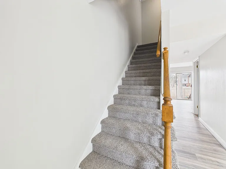2222 Brightmoor Ct — Photo 18