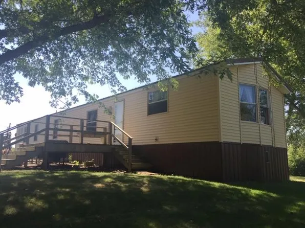 1105 N Locust St, Greentop, MO 63546