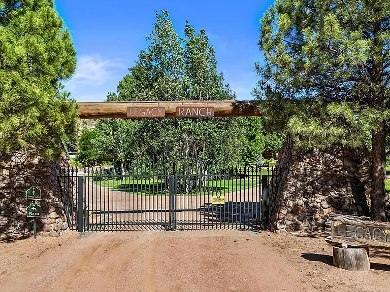 1613 Black Canyon Rd — Photo 82