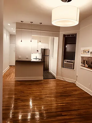 Rented by Metropolis Real Estate of Manhattan | media 20