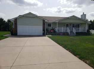 1215 Wildmeadow Rd, McPherson, KS 67460