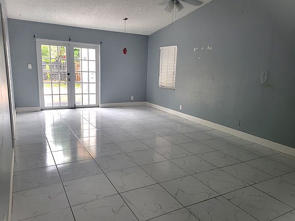 4th image of 4315 NW 6th Ave