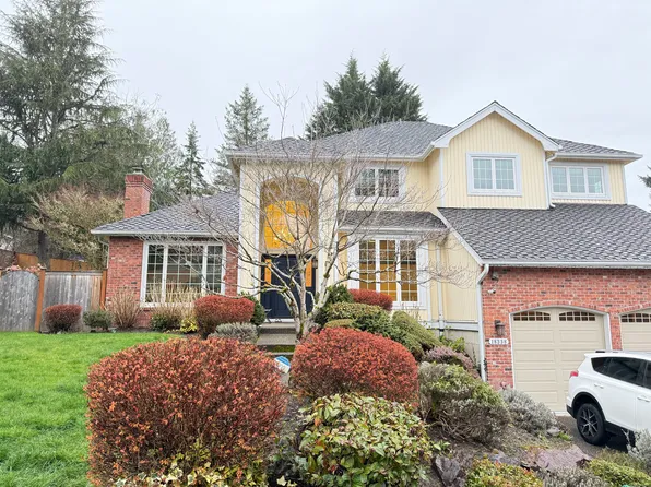 18338 NE 99th Way, Redmond, WA 98052