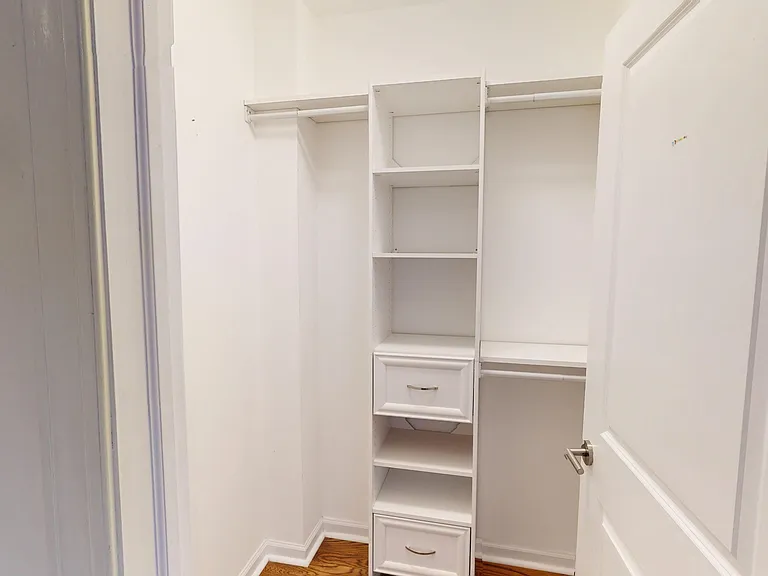 166 Mallory Ave #1 — Photo 7
