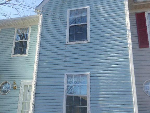4th image of 11601 James Ct