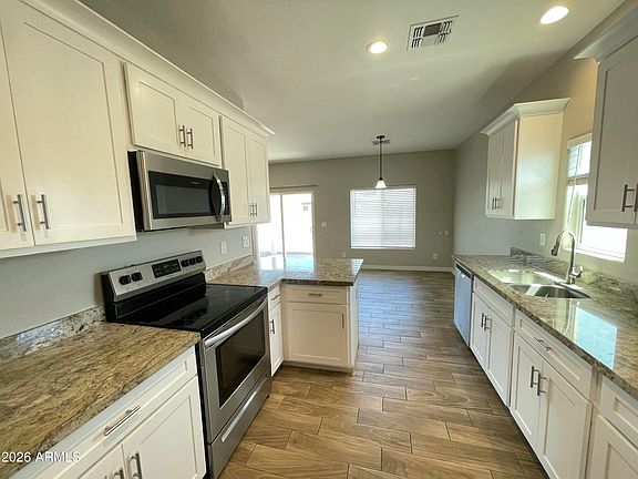 3rd image of 11176 W Cambria Cir