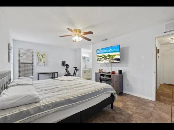 768 SE Karrigan Ter, Port Saint Lucie, FL 34983