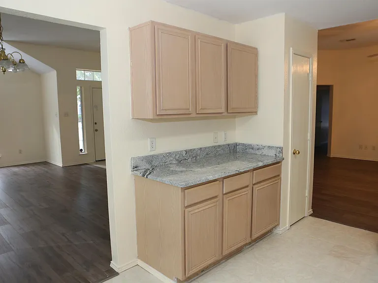 7305 Maplewood Dr — Photo 65
