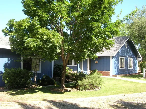 10190 Luna Dr, Grass Valley, CA 95949