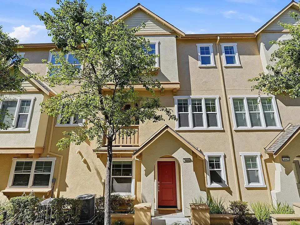 3664 Branding Iron Pl