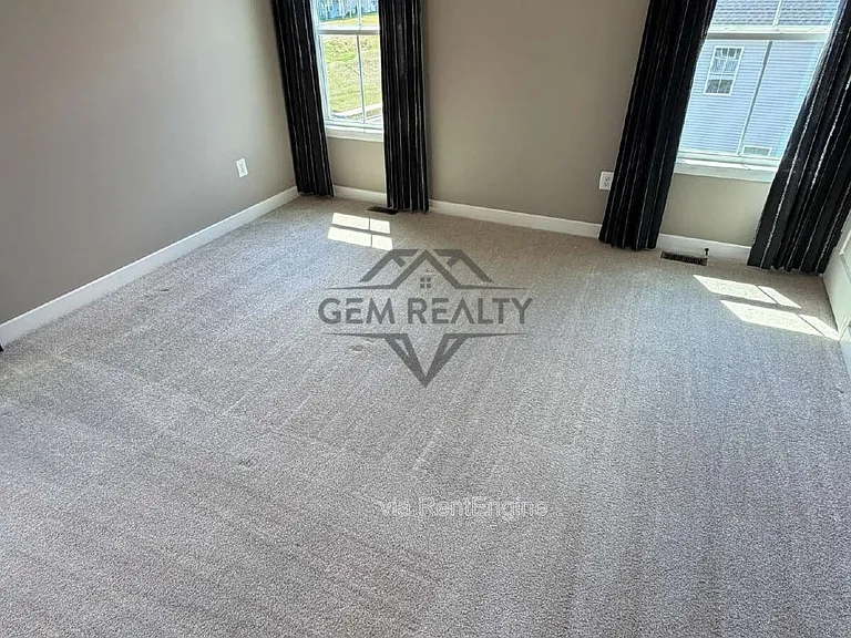 8700 Stevenson Ln — Photo 64