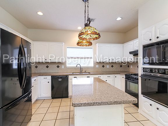 5th image of 1801 Falmouth Dr
