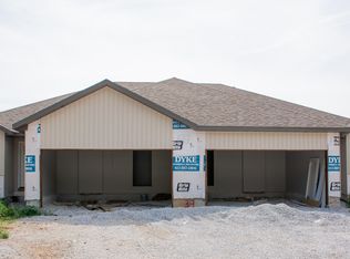 805-807 Brooks Ave, Ozark, MO 65721