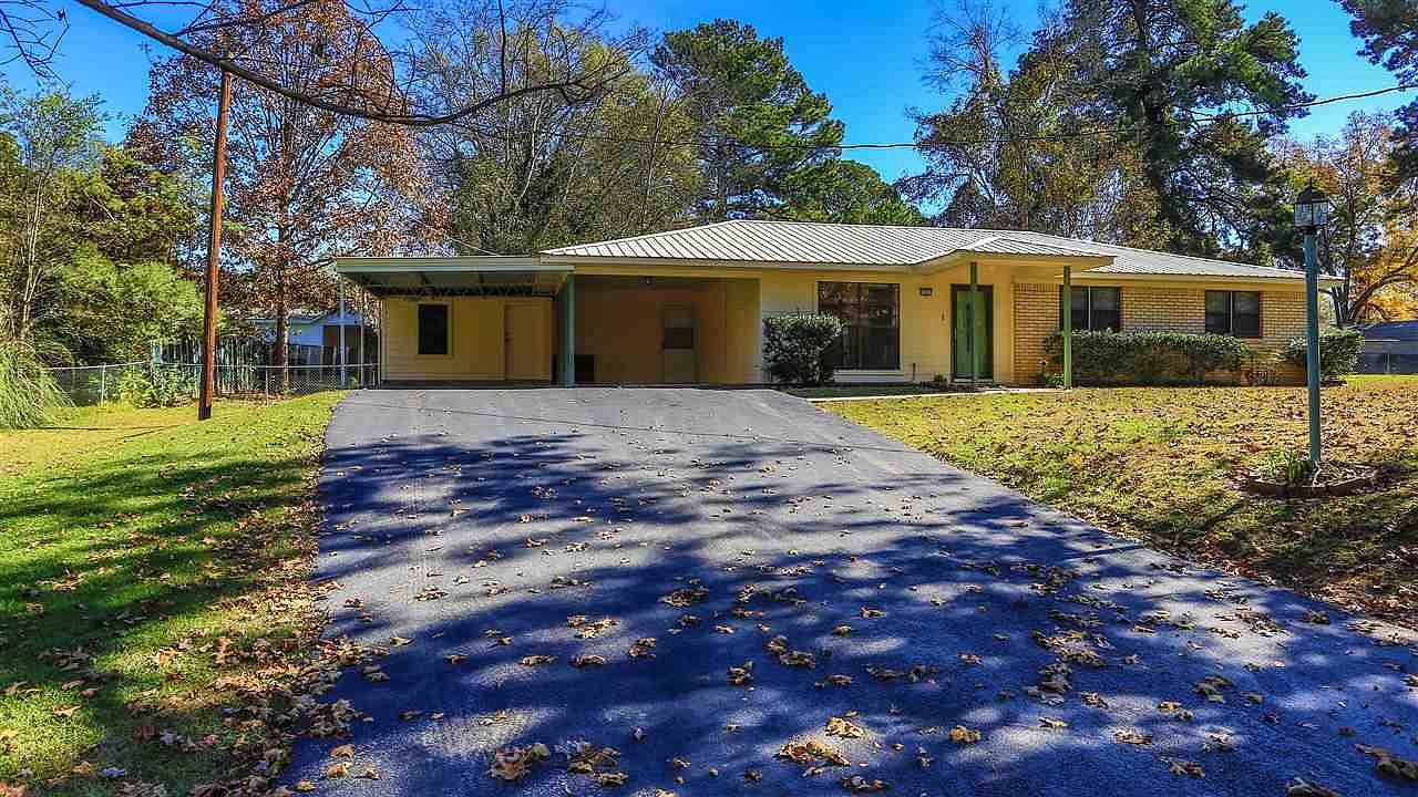 170 N Eberle St, Waskom, TX 75692 Zillow