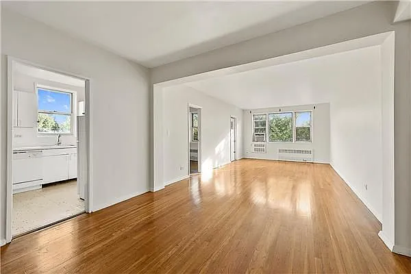 Sold by Exclusive Properties Sotheby's International Realty | media 3