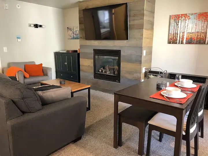 1482 Empire Ave #I — Photo 6