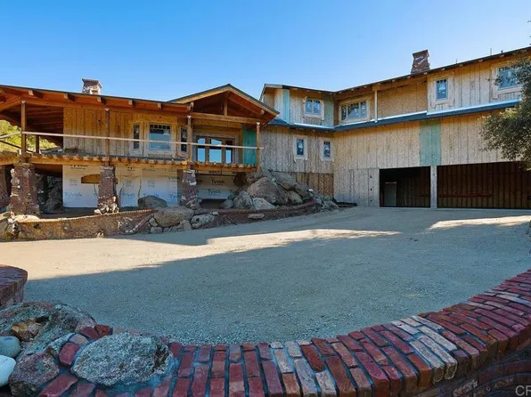 24470 Viejas Grade Dr, Descanso, CA 91916