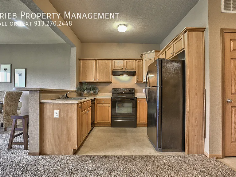 856 S Woodson Ct — Photo 6
