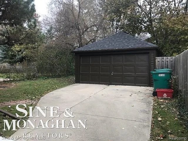 1332 Somerset Ave #LOWER — Photo 5