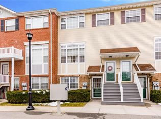 133 Mermaid Ln #1, Bronx, NY 10473