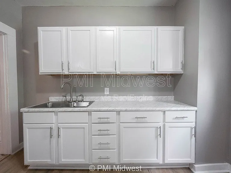 3165 Station St #A — Photo 10