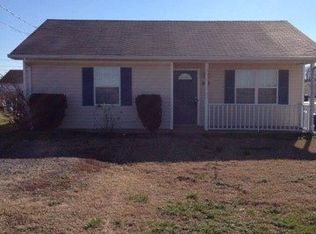 923 State Line Rd, Oak Grove, KY 42262