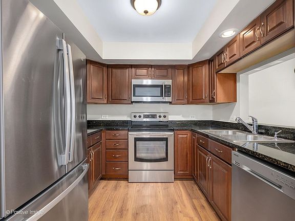 3rd image of 43 Foxcroft Rd APT 135