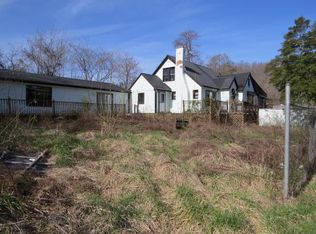 96 Colonial Dr, Hazard, KY 41701