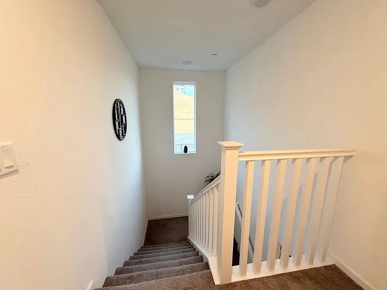 3346 Jackrabbit Ct — Photo 12