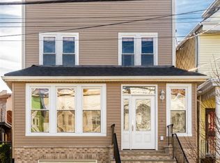 85 Highwood Ter, Weehawken, NJ 07086