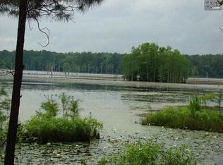 110 Sinclair Ln, Camden, SC 29020