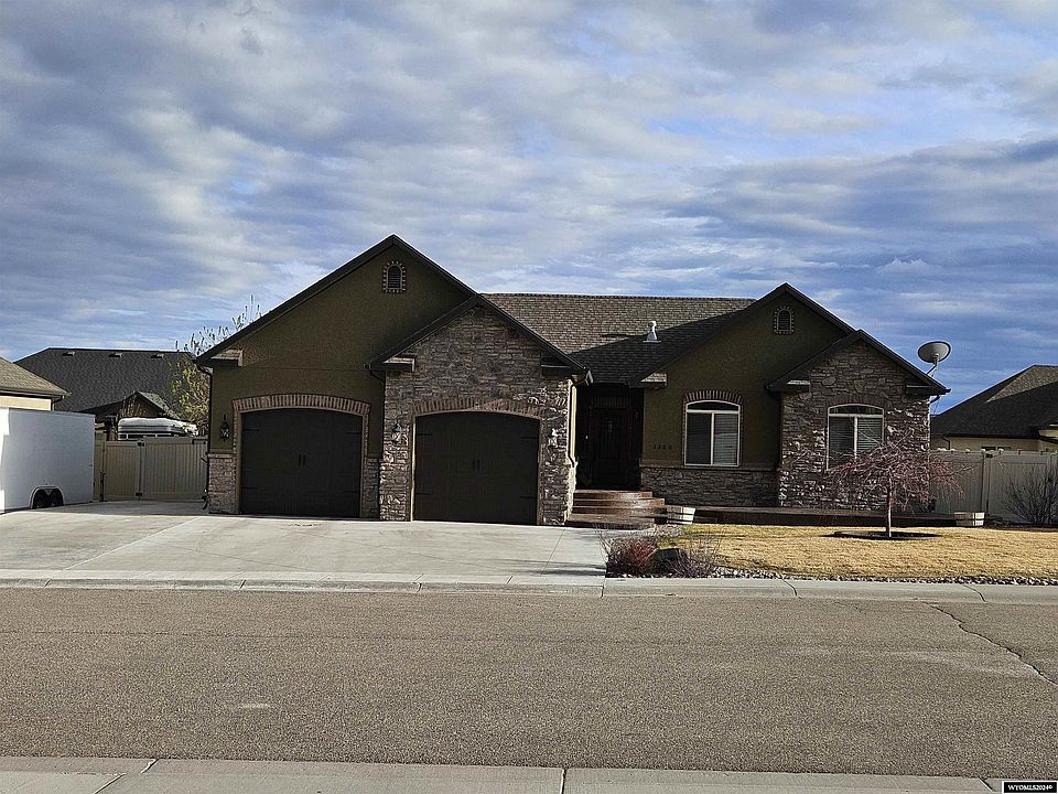 1st image of 3260 Klondike Way
