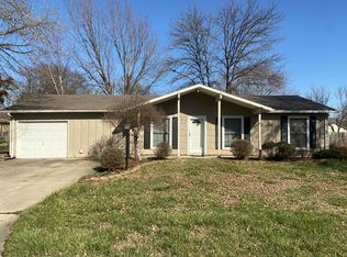 505 S Hugh St, Frontenac, KS 66763