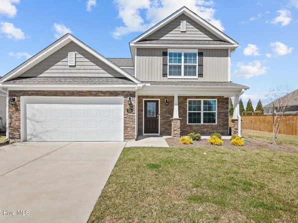 725 Lake Tyler Drive, New Bern, NC 28560