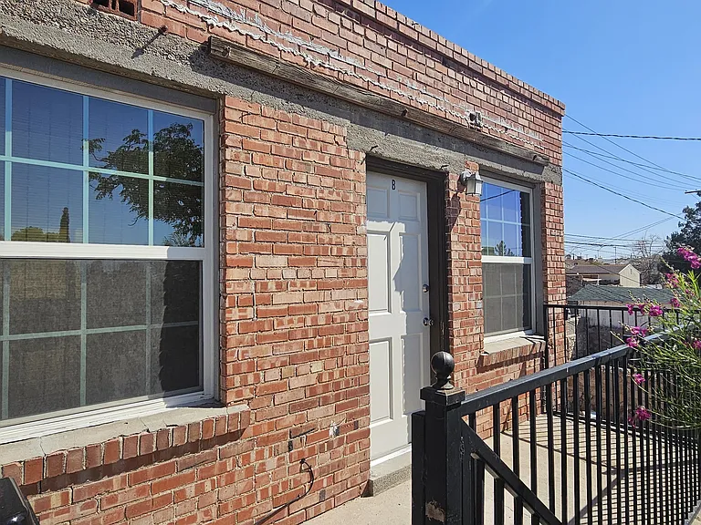 3311 Hueco Ave — Photo 9