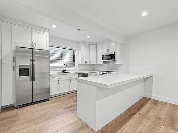 4th image of 6352 W Hollys Pond Ln
