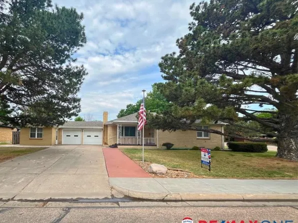 917 Center St, Garden City, KS 67846